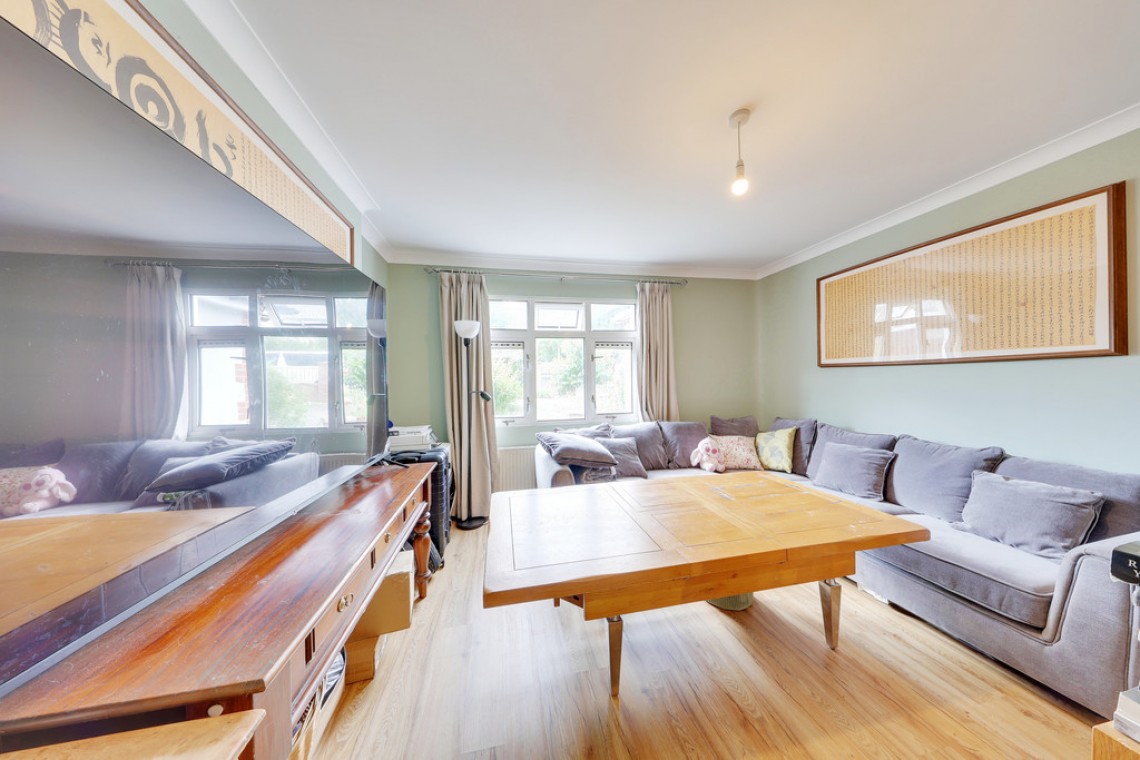 Images for Meath Close, Orpington EAID:11e514c9f7e99906cb8dd0ceb0e9edcf BID:1