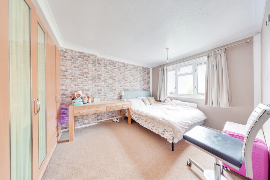 Images for Meath Close, Orpington EAID:11e514c9f7e99906cb8dd0ceb0e9edcf BID:1
