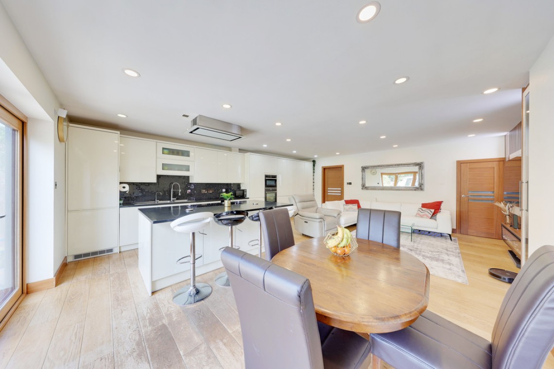 Images for Vine Road, Orpington EAID:11e514c9f7e99906cb8dd0ceb0e9edcf BID:1