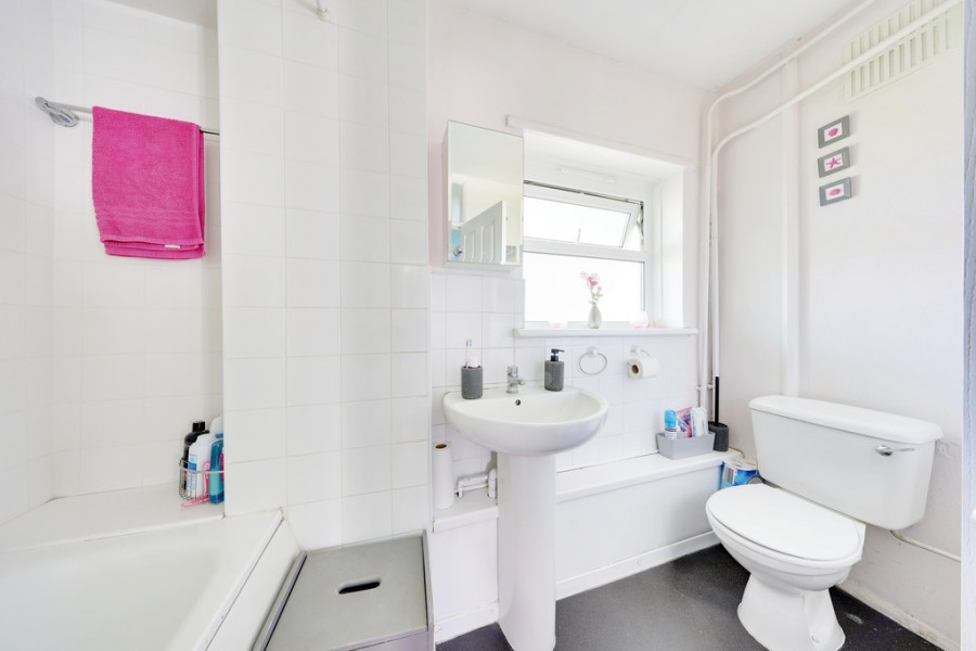 Images for Sheen Road, Orpington EAID:11e514c9f7e99906cb8dd0ceb0e9edcf BID:1