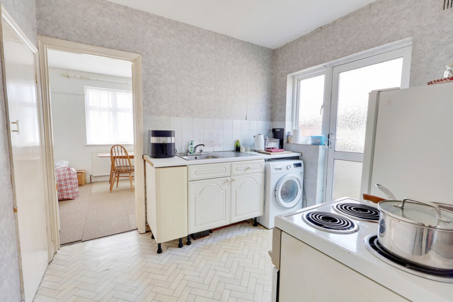 Images for Waldenhurst Road, Orpington EAID:11e514c9f7e99906cb8dd0ceb0e9edcf BID:1