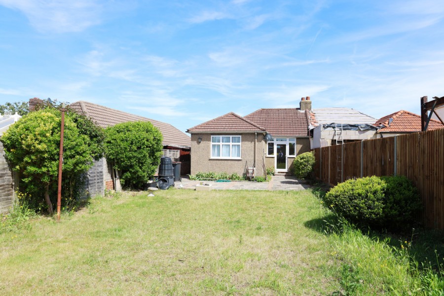 Images for Waldenhurst Road, Orpington EAID:11e514c9f7e99906cb8dd0ceb0e9edcf BID:1