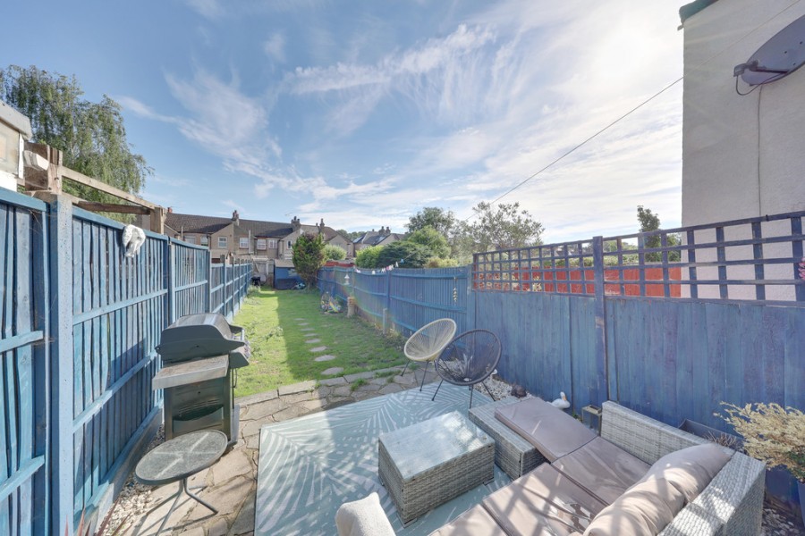 Images for Meadow View, Orpington EAID:11e514c9f7e99906cb8dd0ceb0e9edcf BID:1
