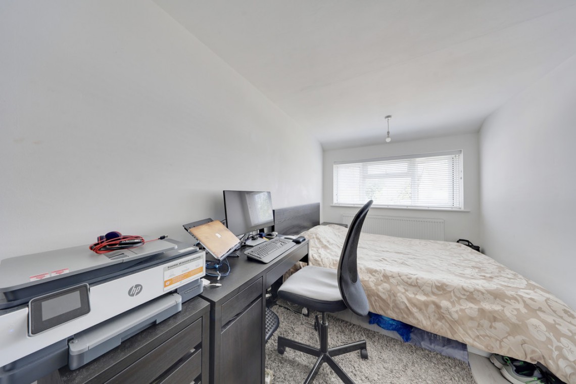 Images for Blenheim Road, Orpington EAID:11e514c9f7e99906cb8dd0ceb0e9edcf BID:1