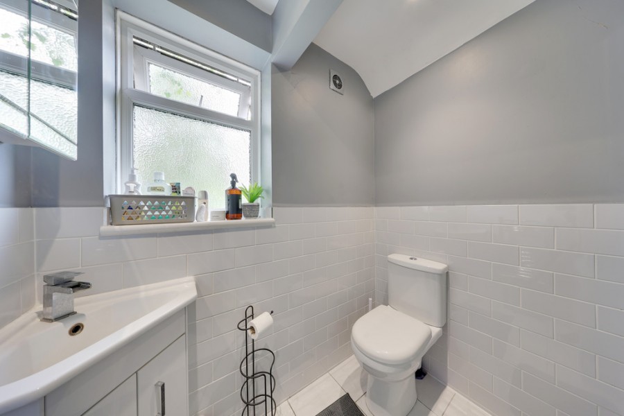 Images for Blenheim Road, Orpington EAID:11e514c9f7e99906cb8dd0ceb0e9edcf BID:1
