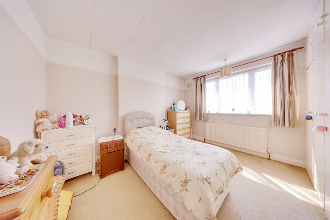Images for Fairview Drive, Orpington EAID:11e514c9f7e99906cb8dd0ceb0e9edcf BID:1