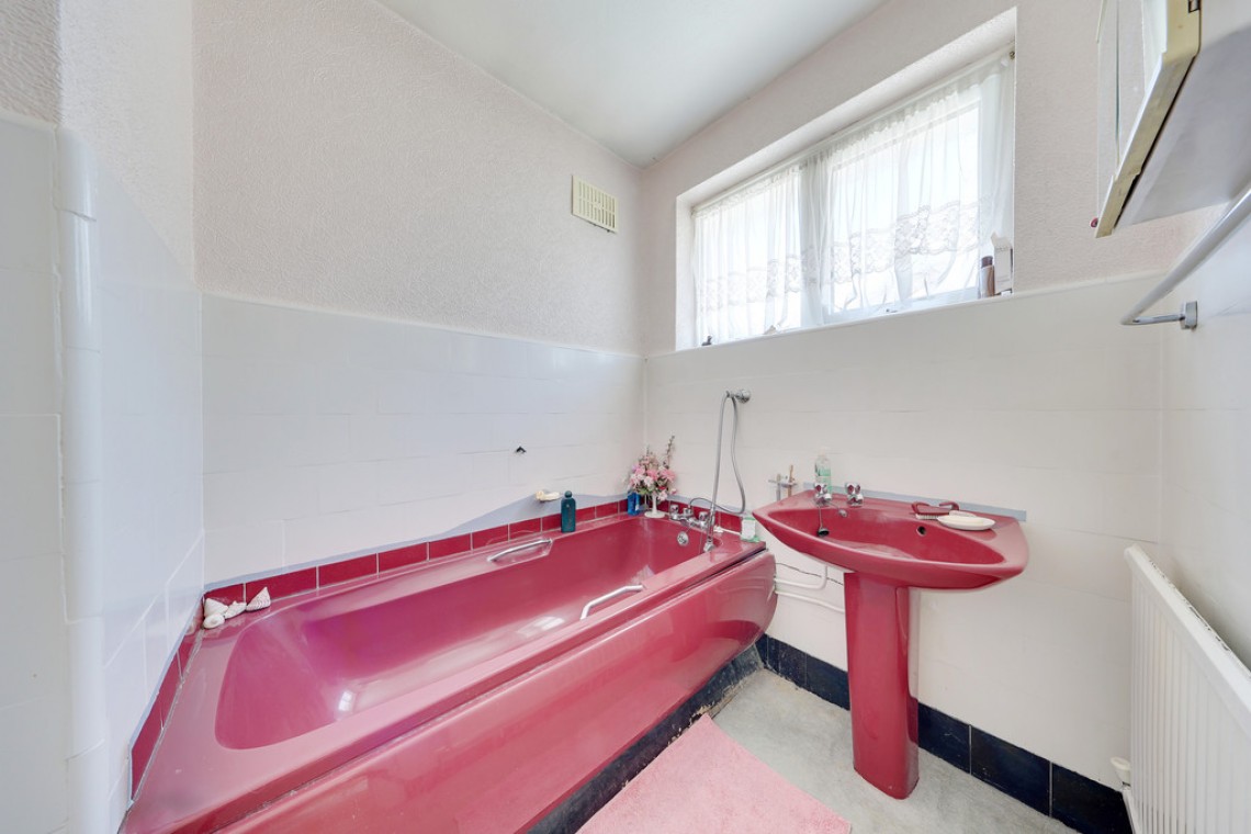 Images for Fairview Drive, Orpington EAID:11e514c9f7e99906cb8dd0ceb0e9edcf BID:1