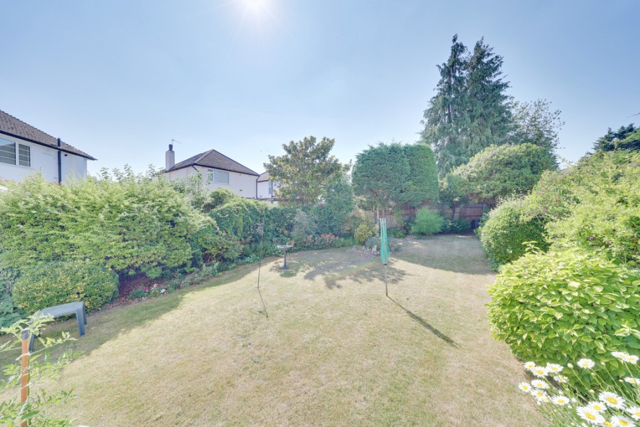 Images for Fairview Drive, Orpington EAID:11e514c9f7e99906cb8dd0ceb0e9edcf BID:1