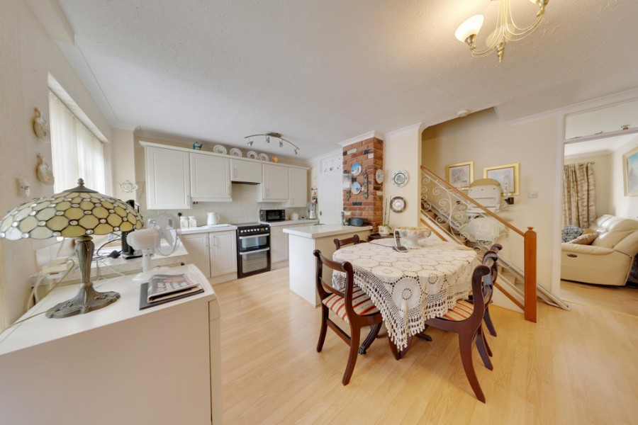 Images for Aylesham Road, Orpington EAID:11e514c9f7e99906cb8dd0ceb0e9edcf BID:1