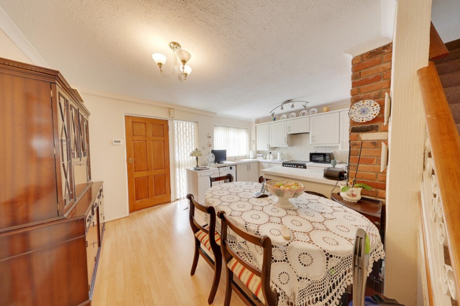 Images for Aylesham Road, Orpington EAID:11e514c9f7e99906cb8dd0ceb0e9edcf BID:1