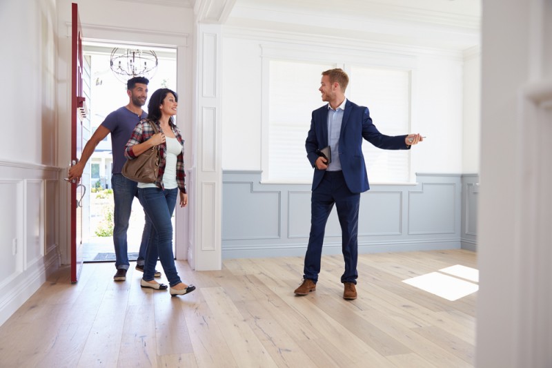 Selling your house: 6 cost-effective ways to impress buyers